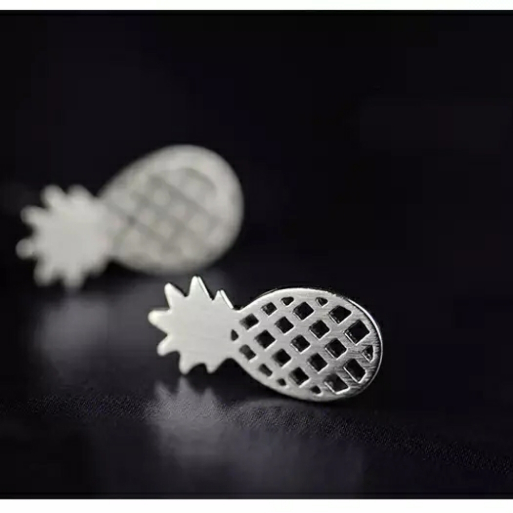 NEW 925 Sterling Silver Pineapple Stud Earrings - Picture 5 of 12